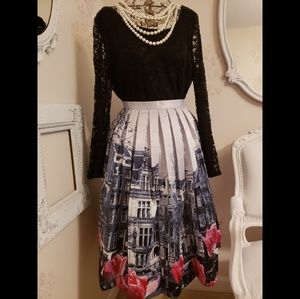 Chicwish graphic pleated skirt